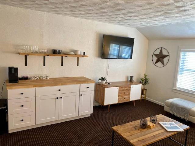 Moose Creek Lodge & Suites Cody Buitenkant foto