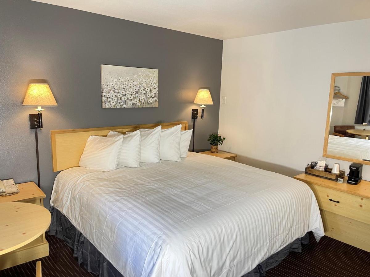 Moose Creek Lodge & Suites Cody Buitenkant foto