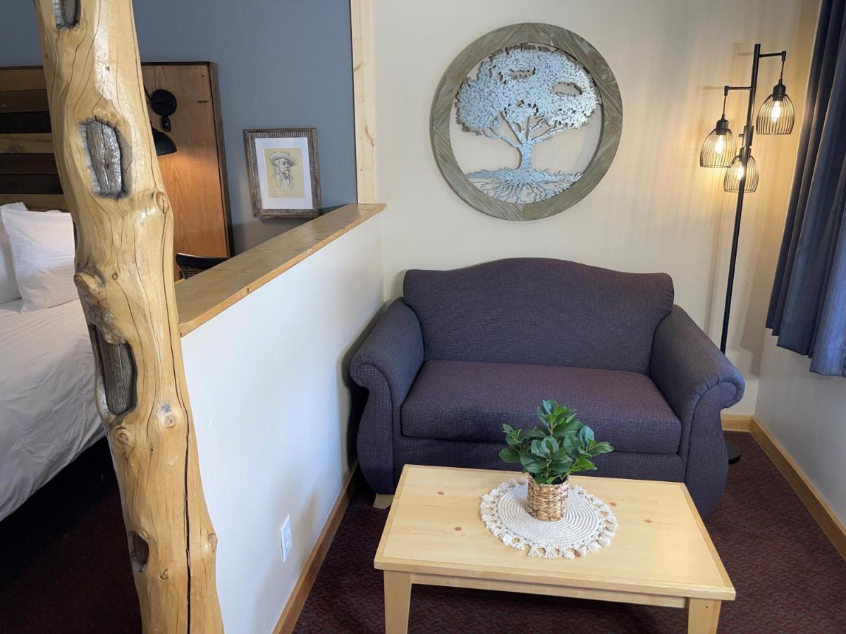 Moose Creek Lodge & Suites Cody Buitenkant foto